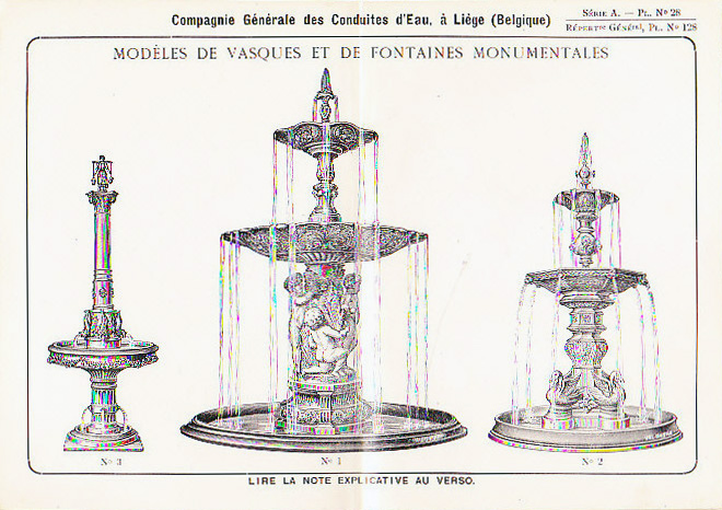 Seconde série de 1891 des fontaines Montéfiore surmontées d'une porteuse d'eau.