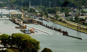 Chantier de la nouvelle écluse du pont barrage d'Ivooz Ramet