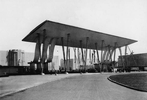 Exposition internationale de Liège 1939 - Entrée monumentale de Bressoux