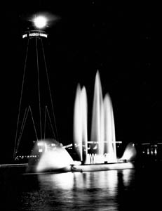 Liege Expo 1939 - Le jet d'eau et le pylone